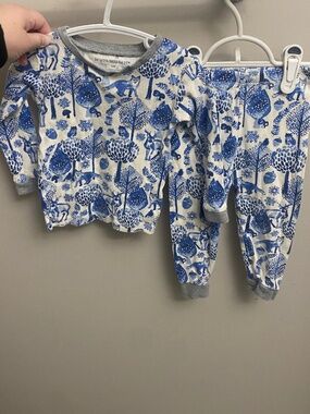 Burt’s Bee PJs 🖤3 for 10🖤